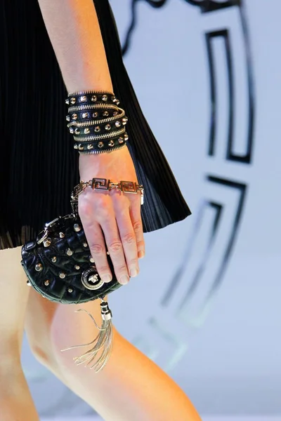 Look 62